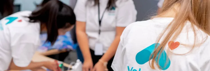 3 Women volunteering at their local community - Upstart Personal Loans